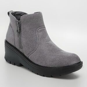 Bzees Bliss Ankle Bootie Sz 11 Grey Washable Comfort Rain Boot Lug Sole Shoes